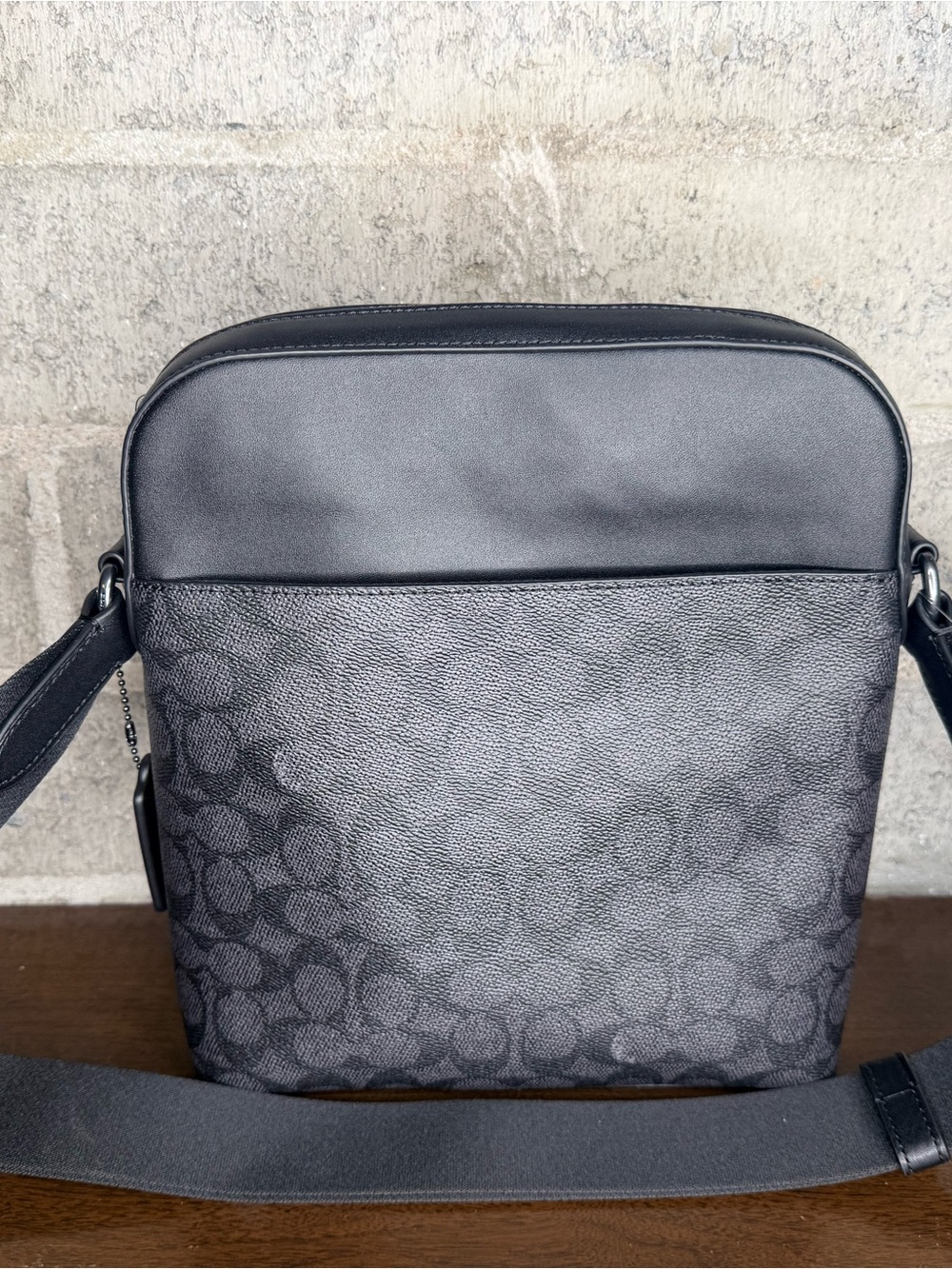 Coach Men’s Charcoal Signature Crossbody Bag Black Leather Trim Messenger - Picture 11 of 17